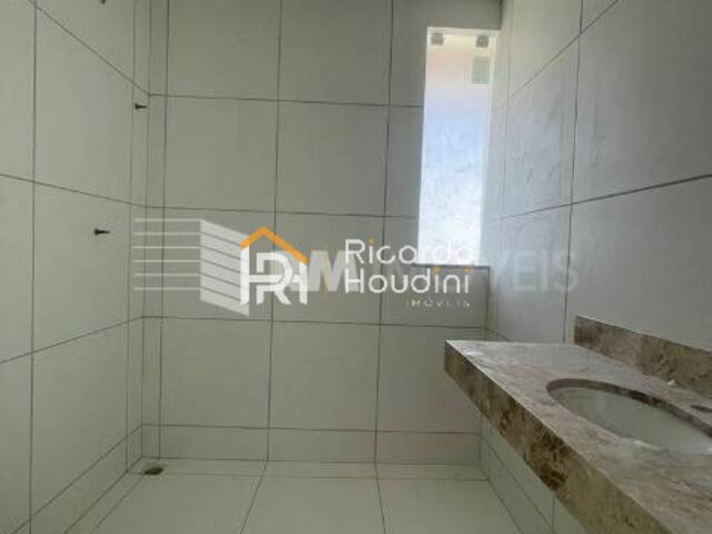 Casa em condomínio para Venda em Camaçari - 4